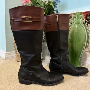 TOMMY HILFIGER Two Tone Leather Boots
